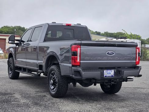 Certified 2024 Ford F250 Lariat w/ Lariat Ultimate Package AWD/4WD image 5
