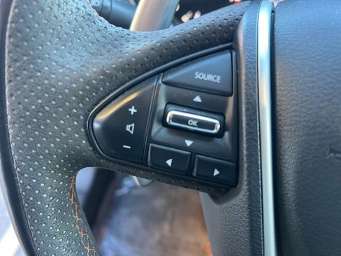 Used 2020 Nissan Maxima SR image 16