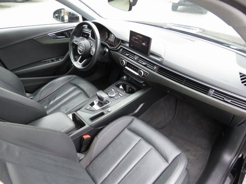 Used 2019 Audi A4 2.0T Premium image 14
