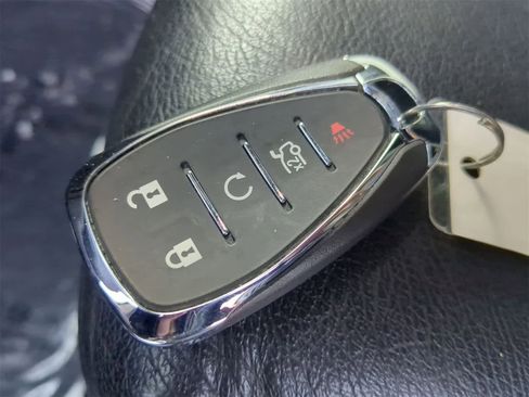 Used 2019 Chevrolet Camaro LT w/ RS Package image 32