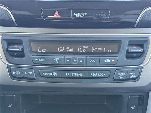 Used 2019 Honda Pilot EX image 16