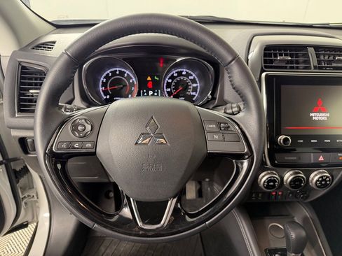 Used 2021 Mitsubishi Outlander Sport SE image 17