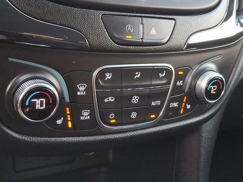 Certified 2023 Chevrolet Equinox RS image 15