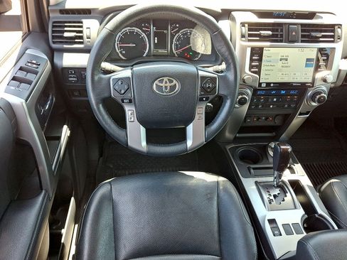 Used 2023 Toyota 4Runner Limited AWD/4WD image 21