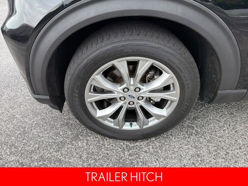 Used 2021 Ford Explorer XLT w/ Equipment Group 202A RWD image 12