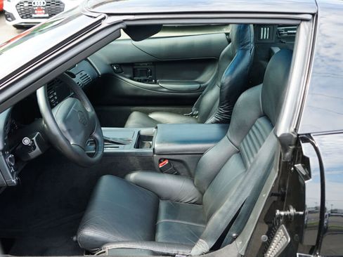Used 1995 Chevrolet Corvette Coupe image 11