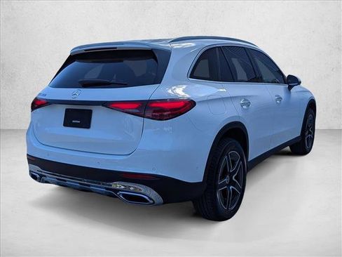 New 2026 Mercedes-Benz GLC 300 image 2
