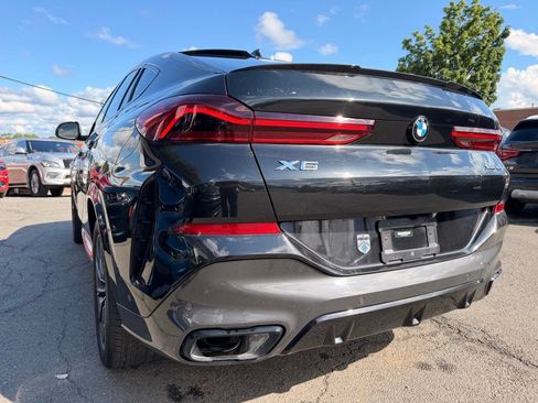 Used 2022 BMW X6 xDrive40i w/ M Sport Package AWD/4WD image 9