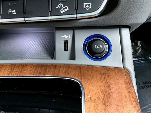 Used 2022 Audi Q5 2.0T Premium Plus w/ Premium Plus Package image 36