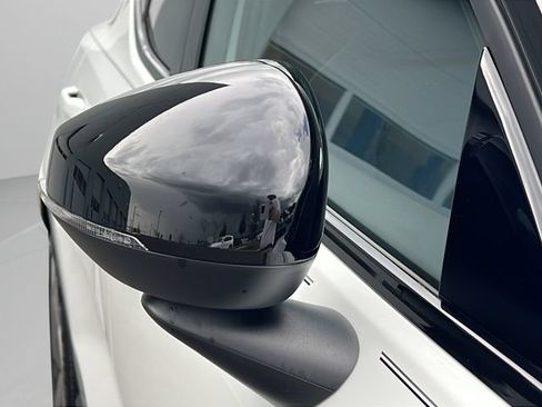 New 2026 Volvo EX30 Plus w/ Protection Package Premier AWD/4WD image 23