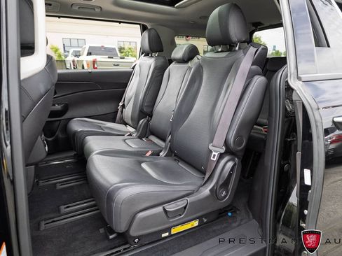 Used 2025 Kia Carnival SX Prestige FWD image 42