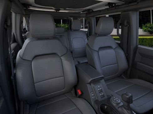 New 2025 Ford Bronco Badlands image 10