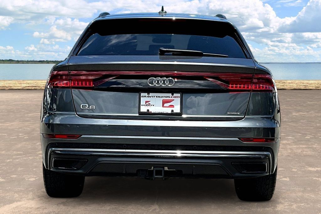 Used 2020 Audi Q8 Premium Plus w/ Premium Plus Package AWD/4WD image 5