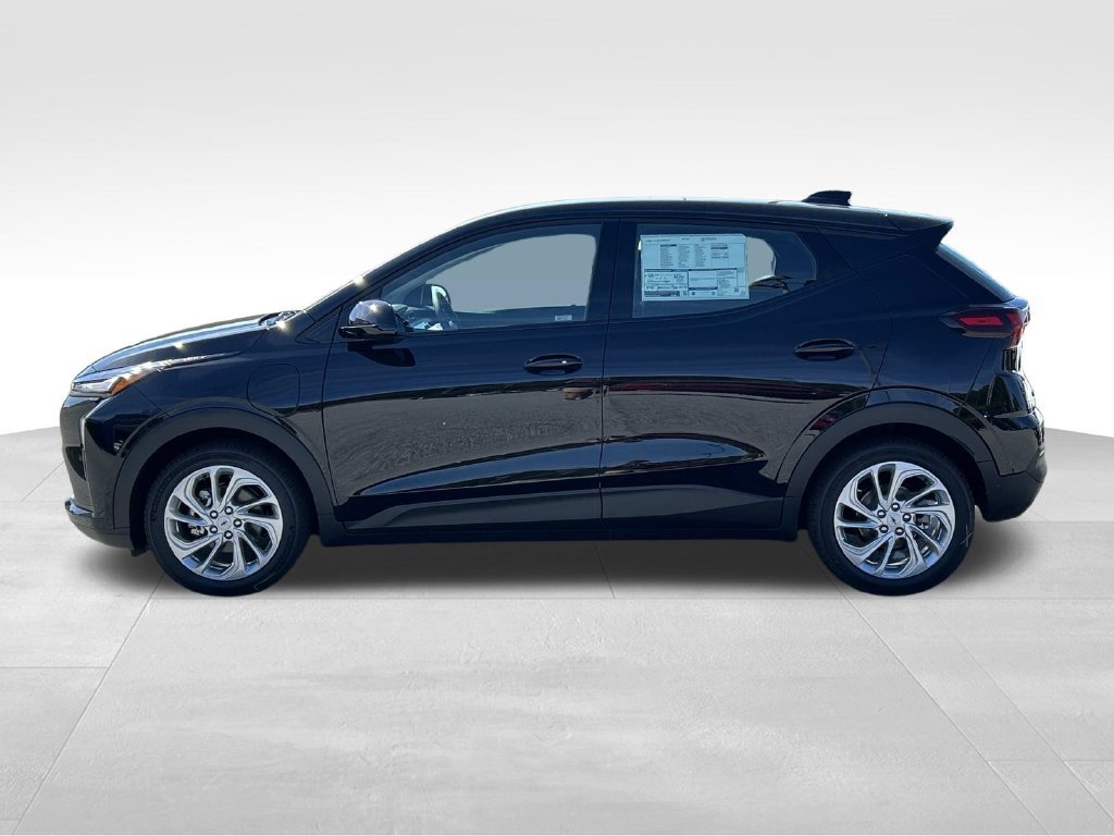 New 2027 Chevrolet Bolt LT FWD image 7