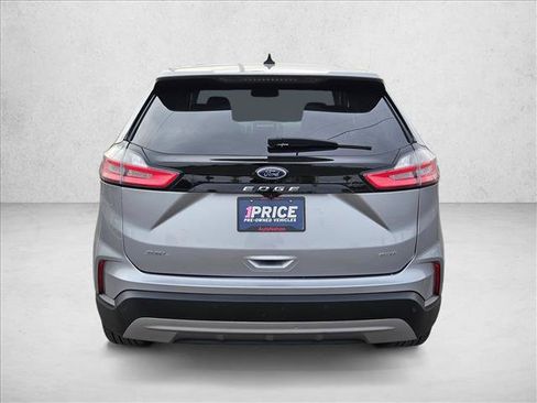 Used 2022 Ford Edge SEL w/ Convenience Package image 7