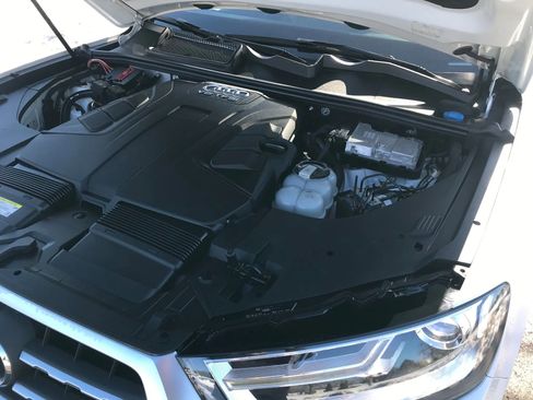 Used 2018 Audi Q7 3.0T Premium image 65