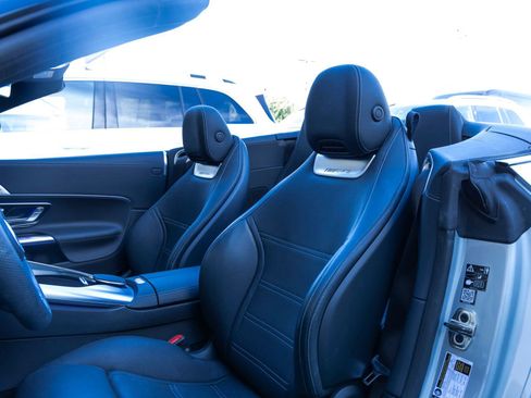 Used 2022 Mercedes-Benz SL 55 AMG 4MATIC image 14