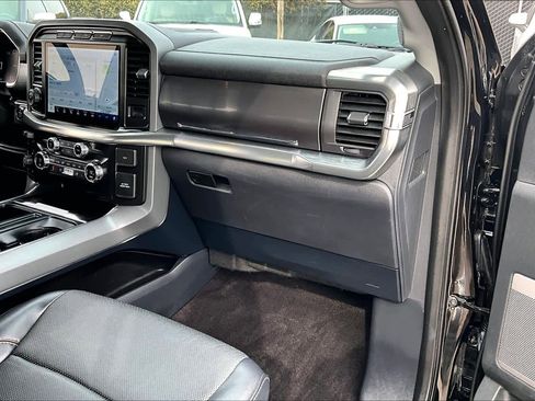 Used 2021 Ford F150 Lariat image 19