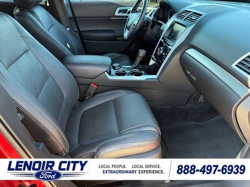 Used 2015 Ford Explorer Sport w/ Equipment Group 401A AWD/4WD image 13