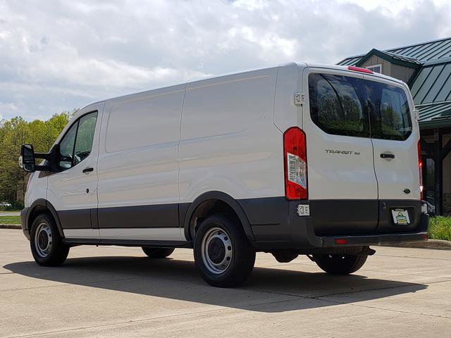 Used 2018 Ford Transit 150 130 Low Roof RWD image 3