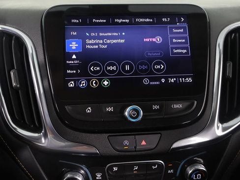 Used 2023 Chevrolet Equinox Premier FWD image 46
