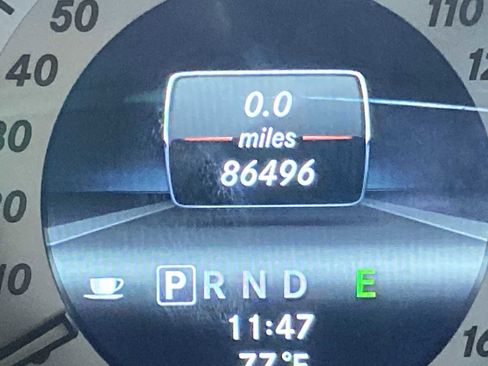 Used 2013 Mercedes-Benz C 300 4MATIC Sedan image 18