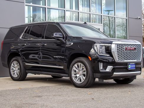 Used 2024 GMC Yukon Denali image 3