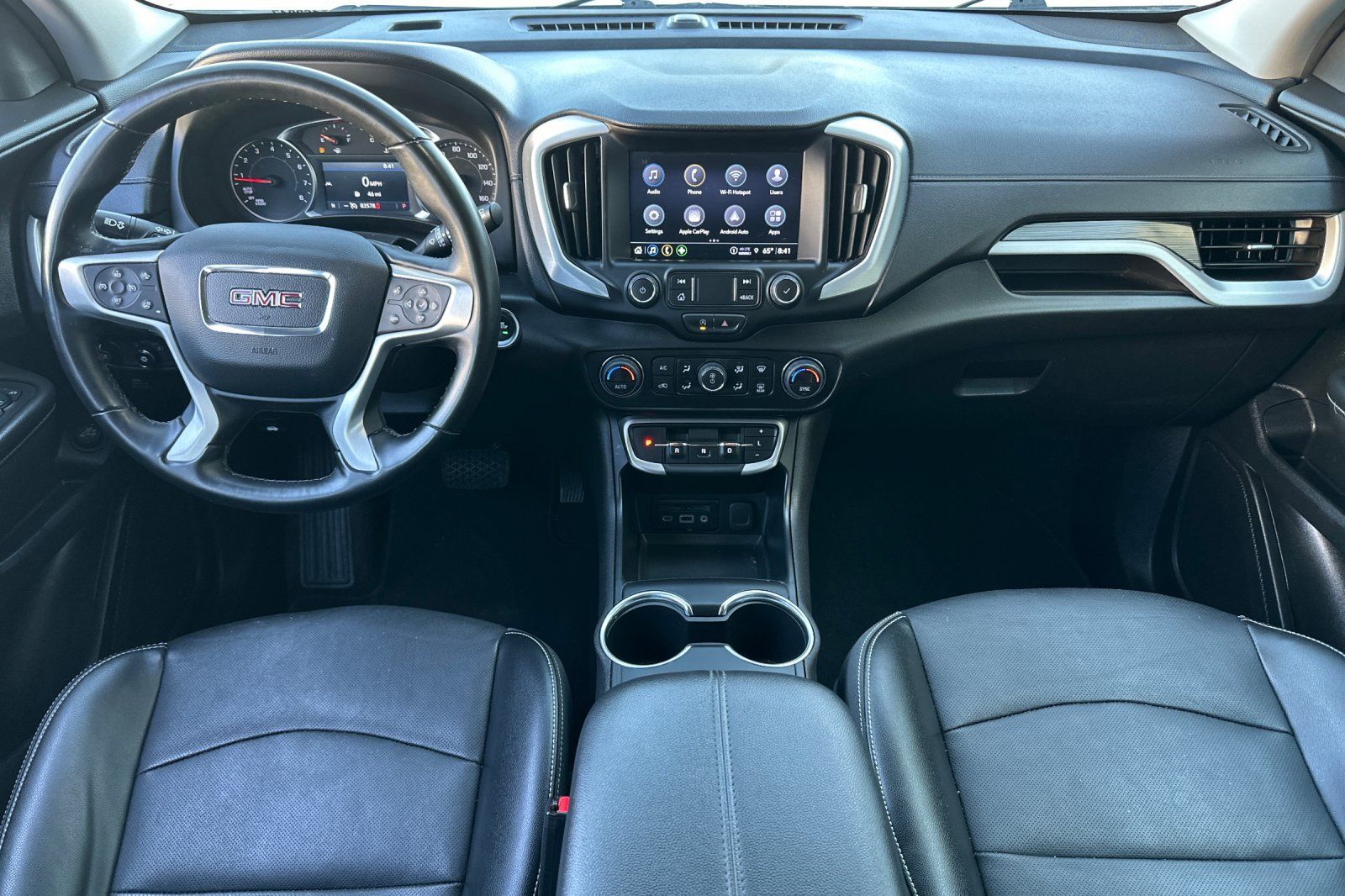 Used 2024 GMC Terrain SLT AWD/4WD image 12