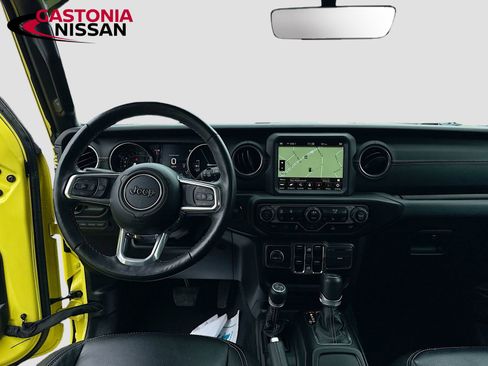 Used 2023 Jeep Wrangler Unlimited Sahara w/ Cold Weather Group image 30