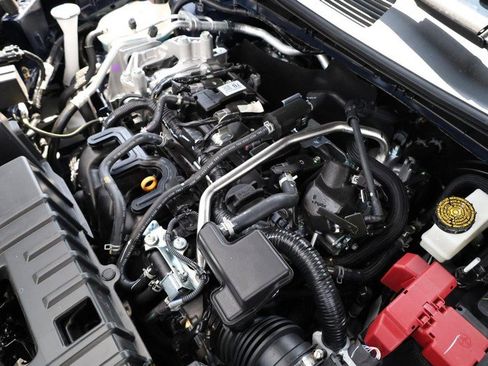 New 2025 Nissan Kicks SR image 29