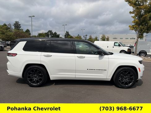 Used 2025 Jeep Grand Cherokee L Summit AWD/4WD image 8