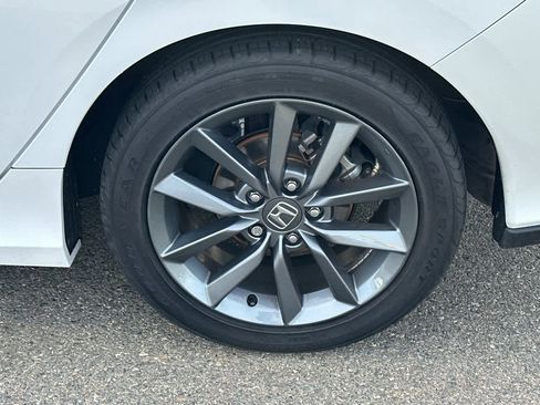 Used 2021 Honda Civic EX image 17
