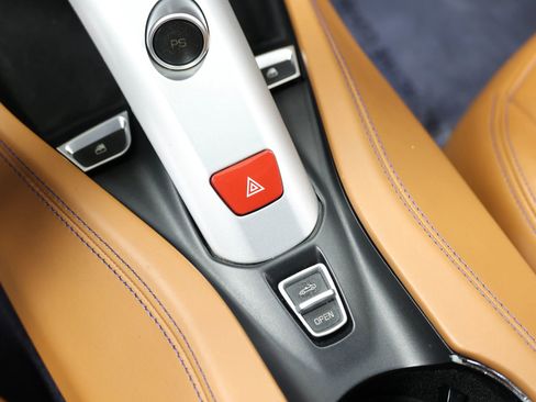 Used 2017 Ferrari California T image 55