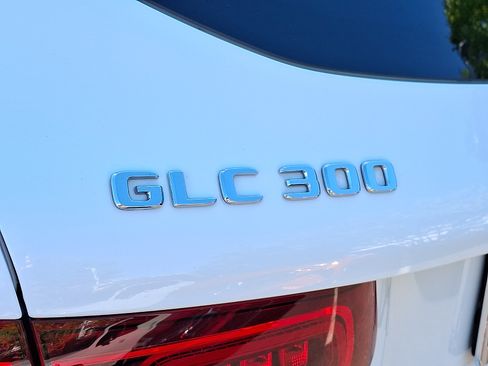 Certified 2022 Mercedes-Benz GLC 300 4MATIC image 30