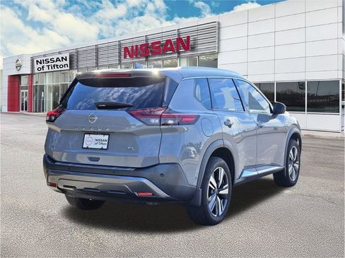 Certified 2023 Nissan Rogue SL w/ SL Premium Package image 4