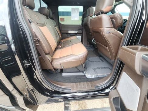 Certified 2025 Ford F350 King Ranch image 32