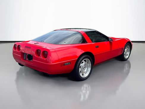 Used 1995 Chevrolet Corvette Coupe RWD image 7