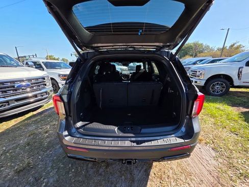 New 2026 Ford Explorer ST-Line w/ ST-Line Street Pack image 25