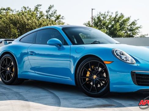 Used 2017 Porsche 911 Carrera image 40