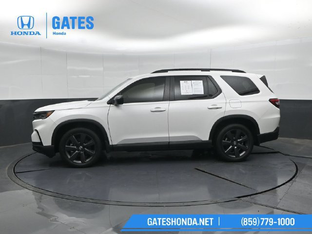Certified 2025 Honda Pilot Sport image 7