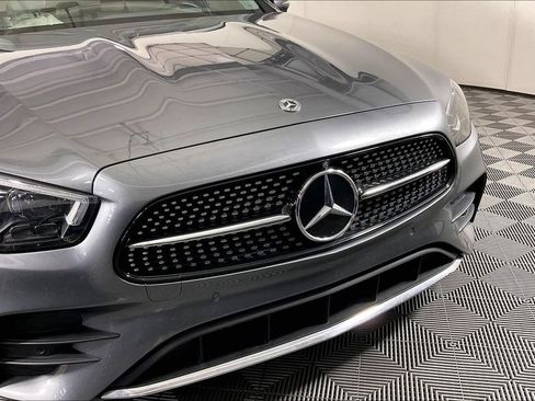 Used 2022 Mercedes-Benz E 350 4MATIC Sedan image 36