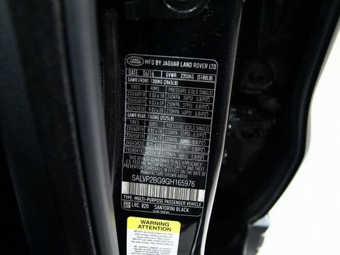 Used 2016 Land Rover Range Rover Evoque SE image 21