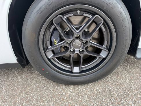 Used 2023 Dodge Challenger SRT Hellcat Redeye RWD image 13