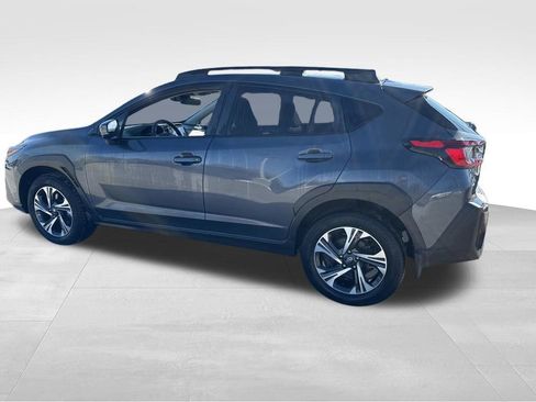 Used 2024 Subaru Crosstrek 2.0i Premium image 16