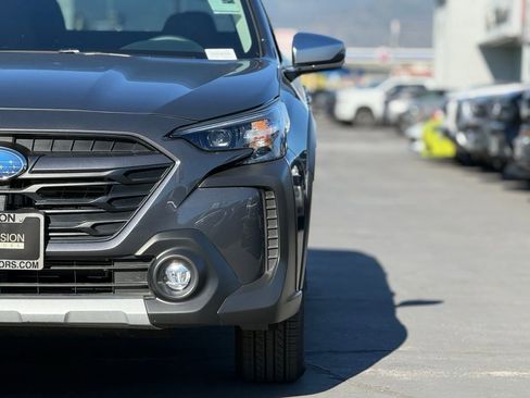 Used 2025 Subaru Outback Touring image 4