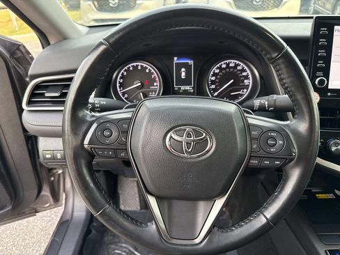 Used 2024 Toyota Camry SE image 42