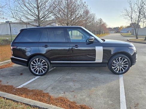 Used 2020 Land Rover Range Rover HSE image 7