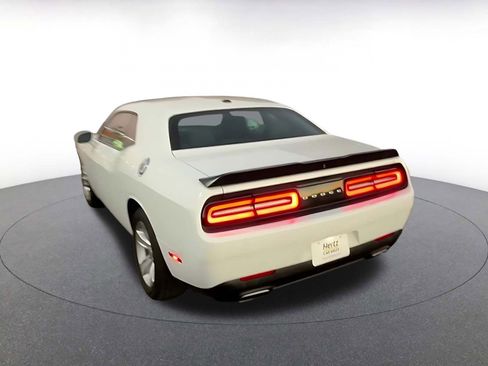 Used 2023 Dodge Challenger SXT image 11