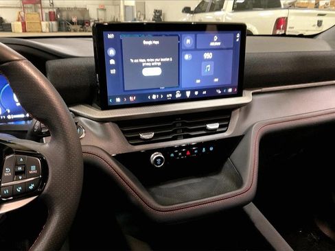 Certified 2025 Ford Explorer ST-Line w/ ST-Line Street Pack image 6