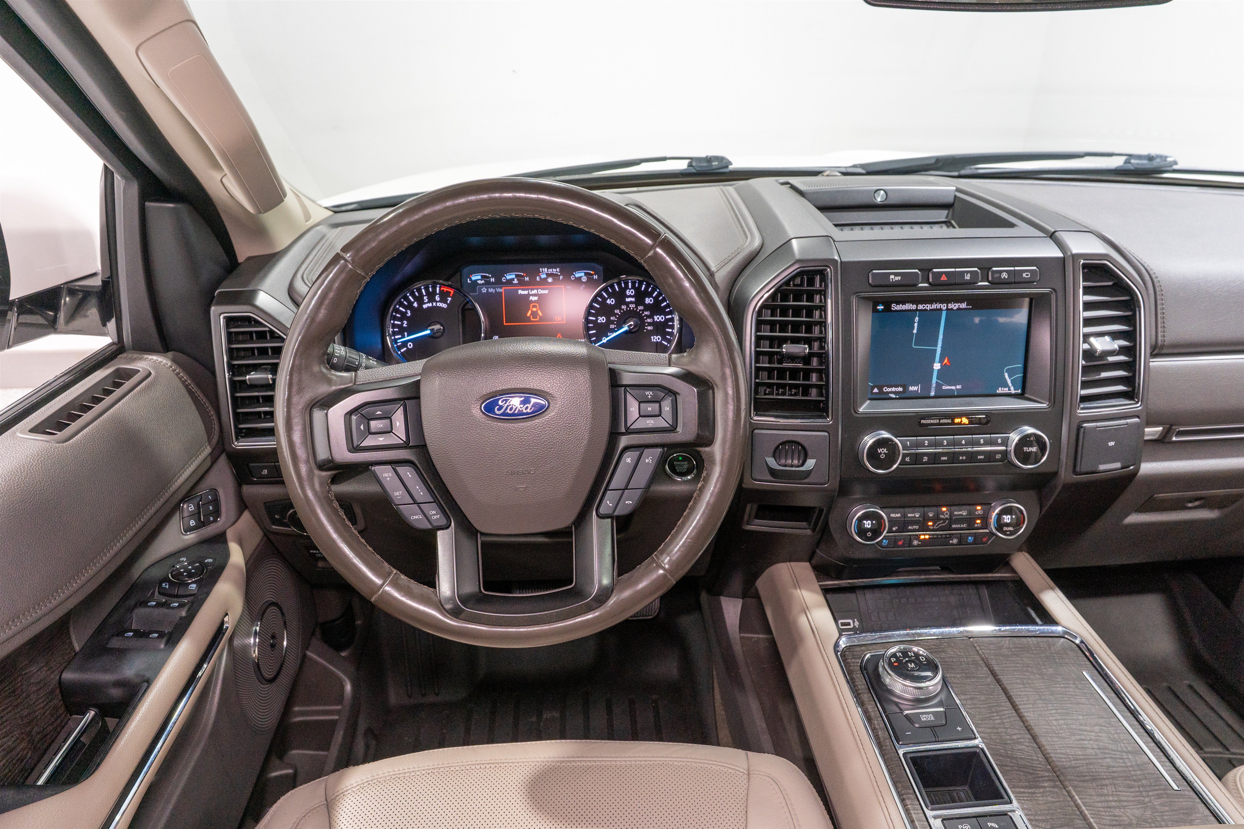 Used 2019 Ford Expedition Limited w/ Equipment Group 302A RWD image 12